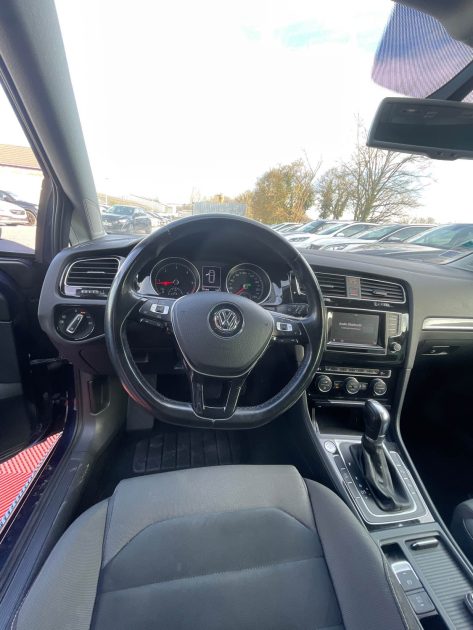 VOLKSWAGEN GOLF 2015 2.0 TDI 16V Blue Motion DSG6 150 cv