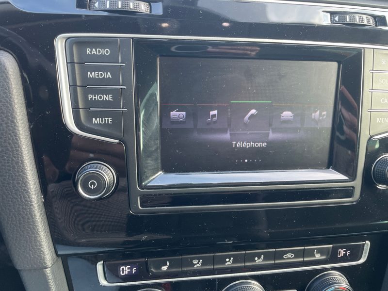 VOLKSWAGEN GOLF 2015 2.0 TDI 16V Blue Motion DSG6 150 cv