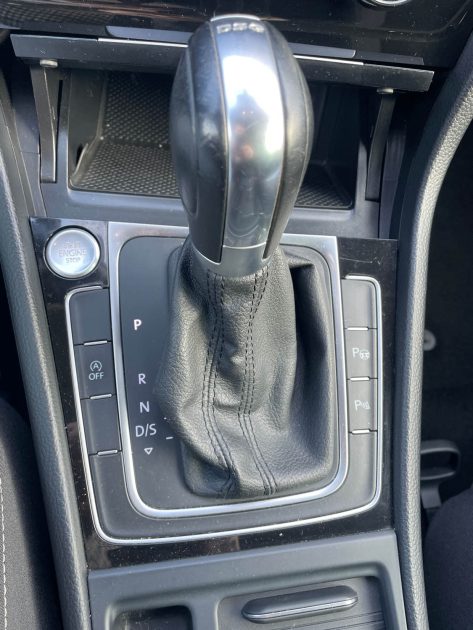 VOLKSWAGEN GOLF 2015 2.0 TDI 16V Blue Motion DSG6 150 cv