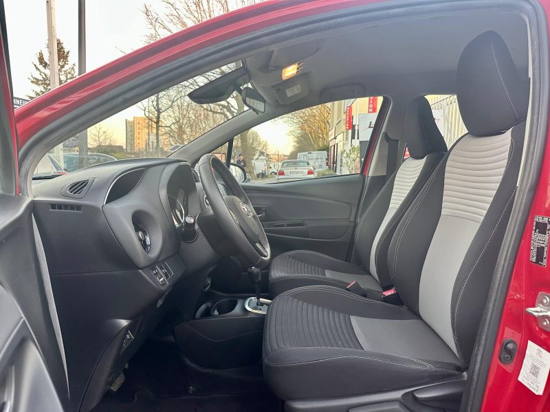 TOYOTA YARIS HYBRID 2019