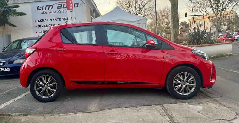 TOYOTA YARIS HYBRID 2019