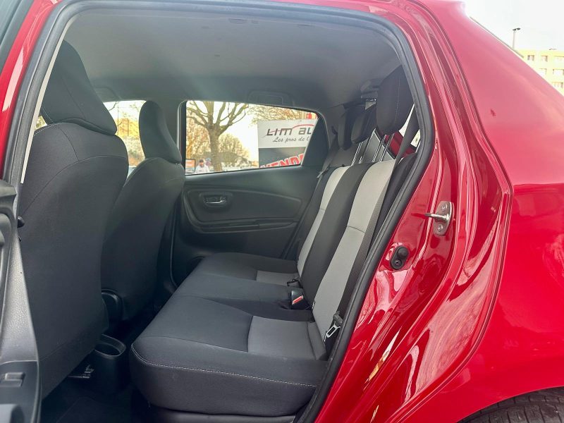 TOYOTA YARIS HYBRID 2019