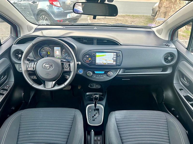 TOYOTA YARIS HYBRID 2019