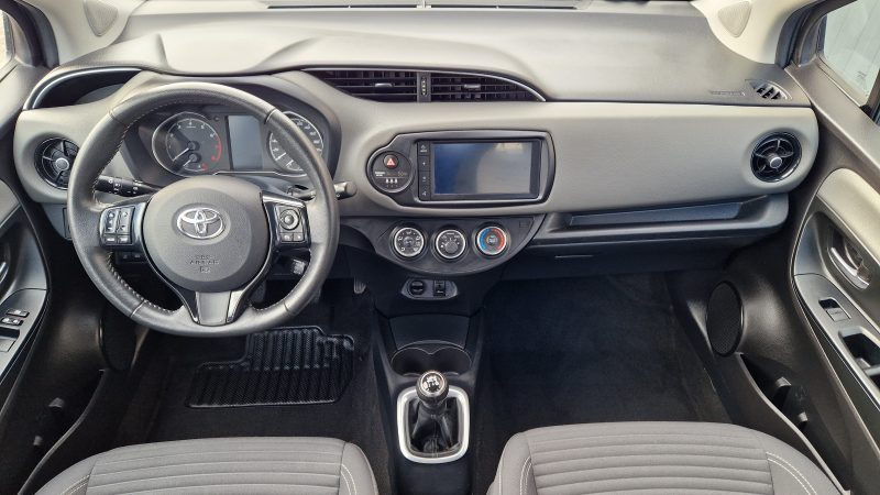 TOYOTA YARIS FRANCE CONNECT 1.0L - VVTI - 72cv