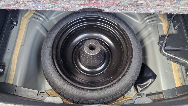 TOYOTA YARIS FRANCE CONNECT 1.0L - VVTI - 72cv