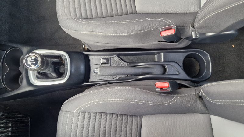 TOYOTA YARIS FRANCE CONNECT 1.0L - VVTI - 72cv