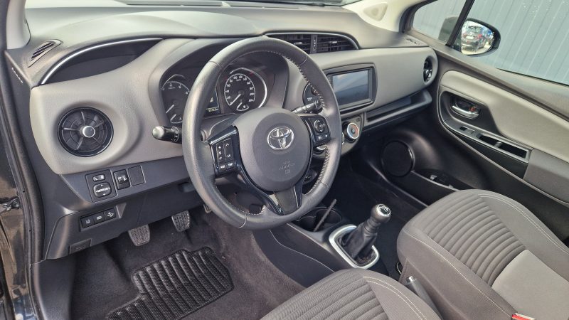 TOYOTA YARIS FRANCE CONNECT 1.0L - VVTI - 72cv