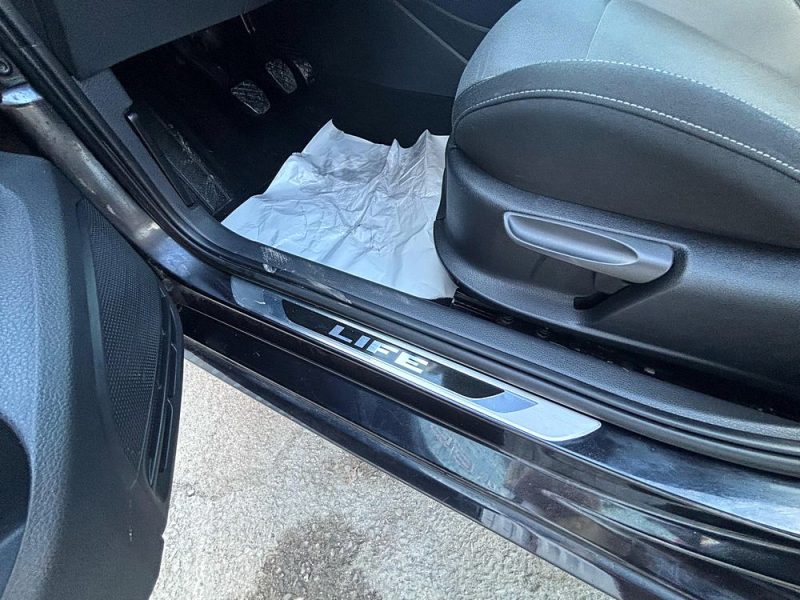 VOLKSWAGEN POLO 2014