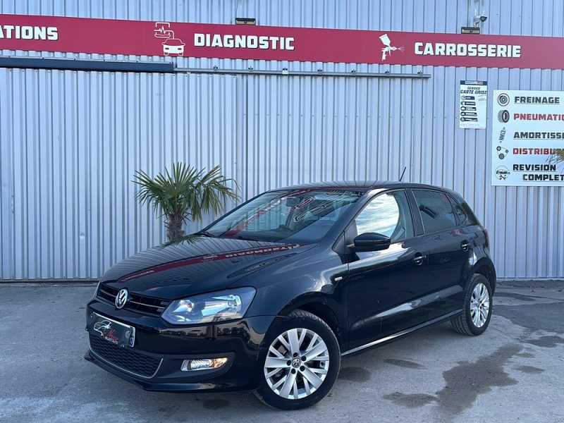 VOLKSWAGEN POLO 2014
