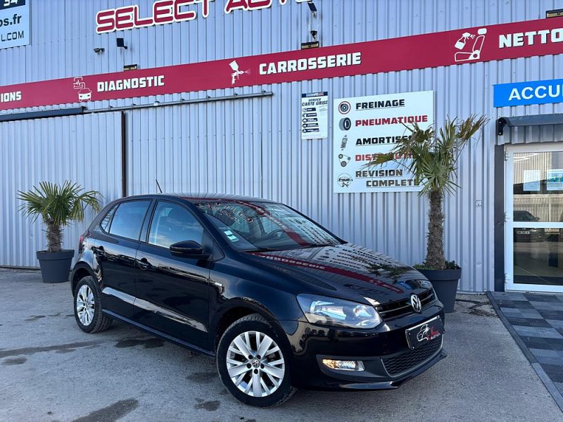 VOLKSWAGEN POLO 2014