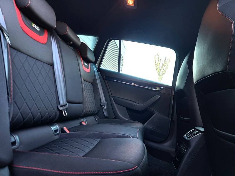 SKODA OCTAVIA 2.0 TSI 230 RS Combi*ALCANTARA*GPS*LED