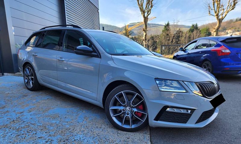 SKODA OCTAVIA 2.0 TSI 230 RS Combi*ALCANTARA*GPS*LED