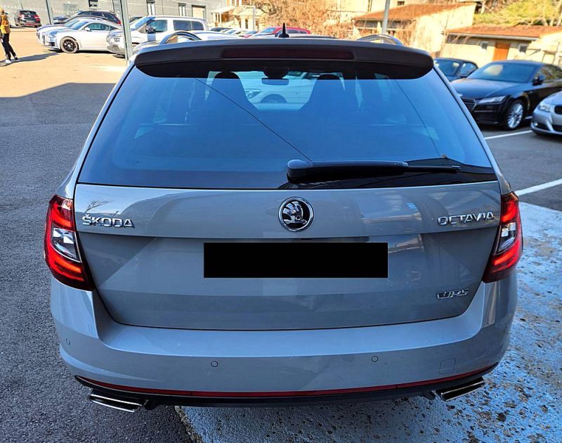SKODA OCTAVIA 2.0 TSI 230 RS Combi*ALCANTARA*GPS*LED