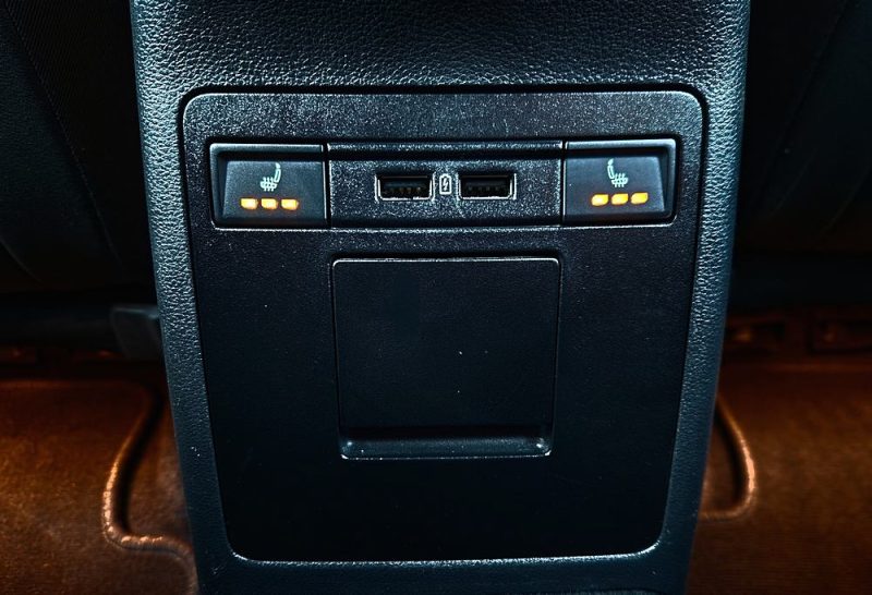 SKODA OCTAVIA 2.0 TSI 230 RS Combi*ALCANTARA*GPS*LED