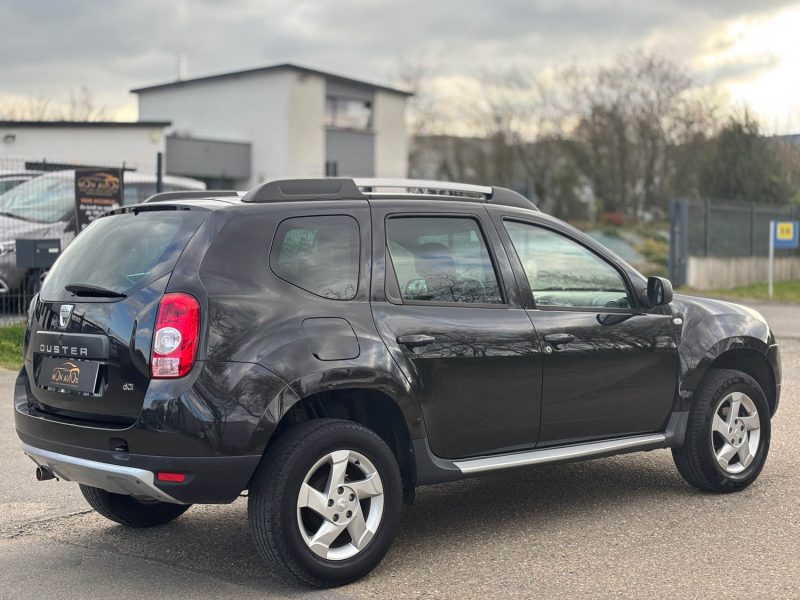 DACIA DUSTER 2011