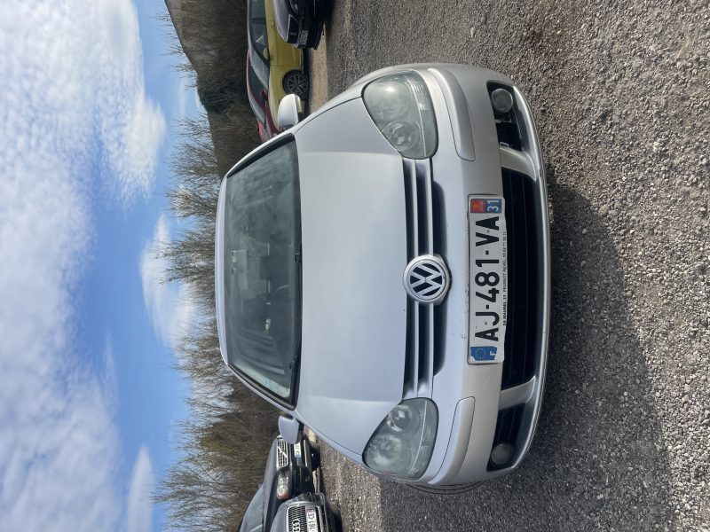VOLKSWAGEN GOLF 2.0 TDI - 140Cv