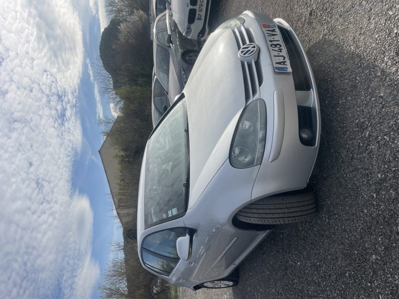 VOLKSWAGEN GOLF 2.0 TDI - 140Cv