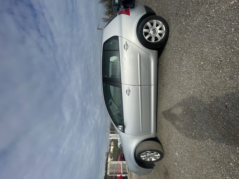 VOLKSWAGEN GOLF 2.0 TDI - 140Cv