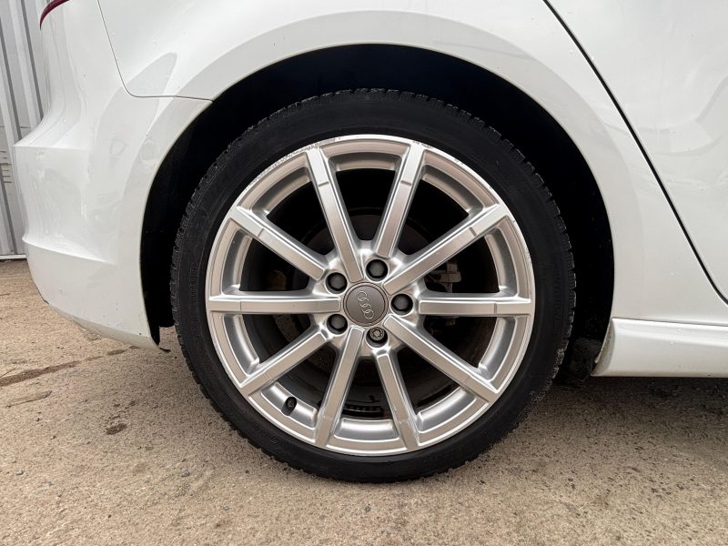 AUDI A3 Sportback (8VA, 8VF) 0001