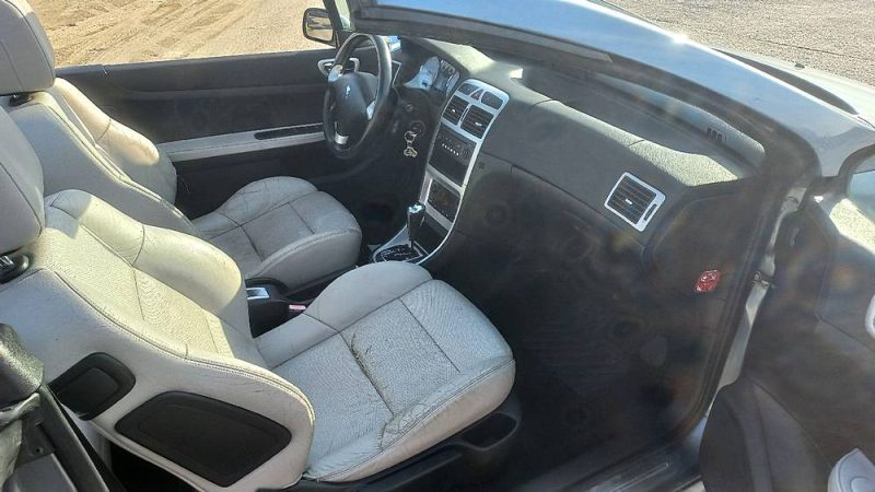 PEUGEOT 307 CC 2.0 16V