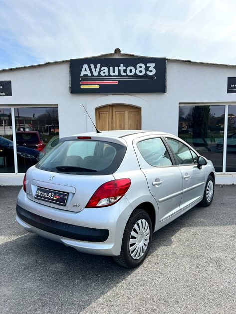 PEUGEOT 207 2010 1.4i 95CV / Moteur à Chaine / Sièges Chauffants