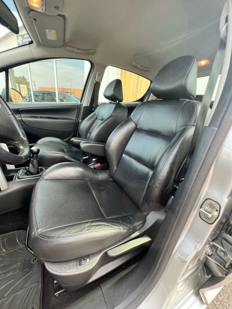 PEUGEOT 207 2010 1.4i 95CV / Moteur à Chaine / Sièges Chauffants