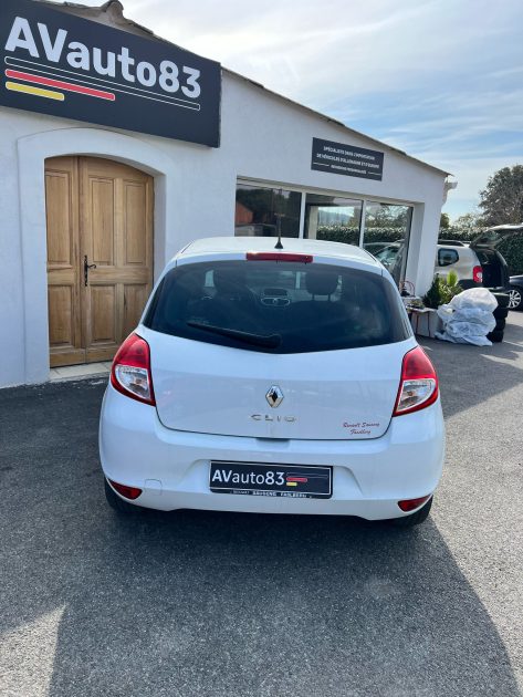 RENAULT CLIO 3 2010 1.2 LEV 75CV / Distribution Neuve / CT OK 
