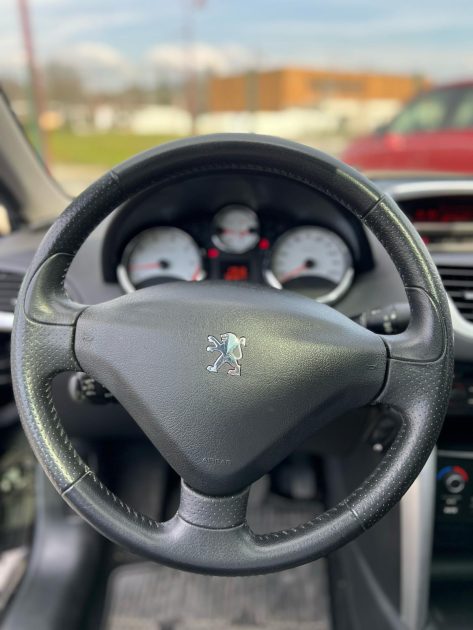 PEUGEOT 207 2009 1.4 Vti 95cv Moteur à Chaine 