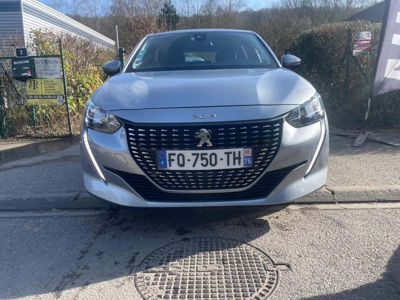 PEUGEOT 208 1.2i 130CV