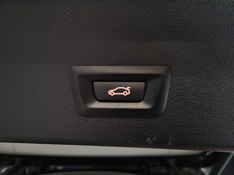 B.M.W. X1 sDrive 16D 116CH SUIVI BMW / KEYLESS / COFFRE ELECTRIQUE / MODES DE CONDUITE / FULL LE