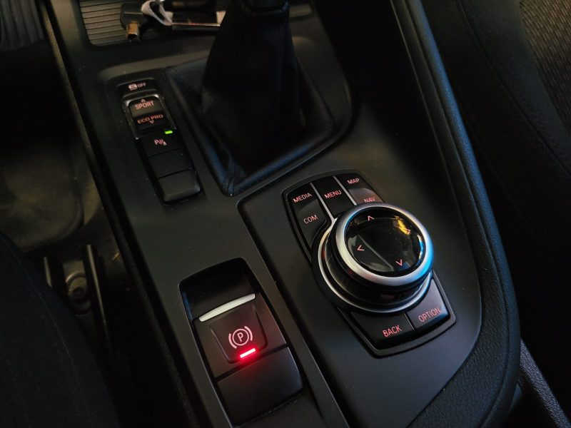 B.M.W. X1 sDrive 16D 116CH SUIVI BMW / KEYLESS / COFFRE ELECTRIQUE / MODES DE CONDUITE / FULL LE