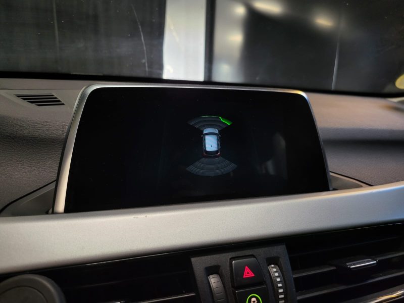 B.M.W. X1 sDrive 16D 116CH SUIVI BMW / KEYLESS / COFFRE ELECTRIQUE / MODES DE CONDUITE / FULL LE