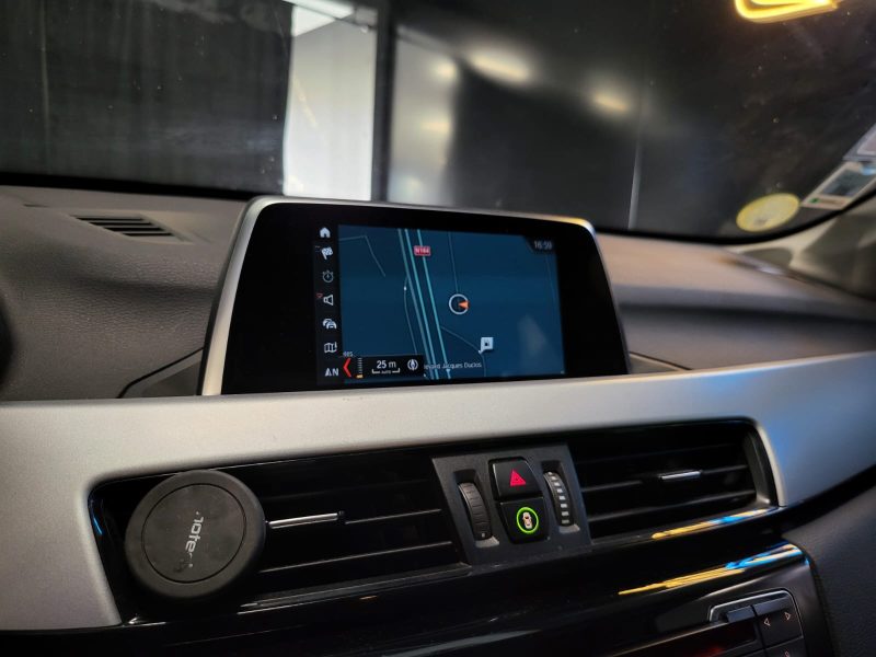 B.M.W. X1 sDrive 16D 116CH SUIVI BMW / KEYLESS / COFFRE ELECTRIQUE / MODES DE CONDUITE / FULL LE