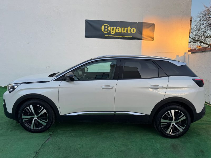PEUGEOT 3008 2018