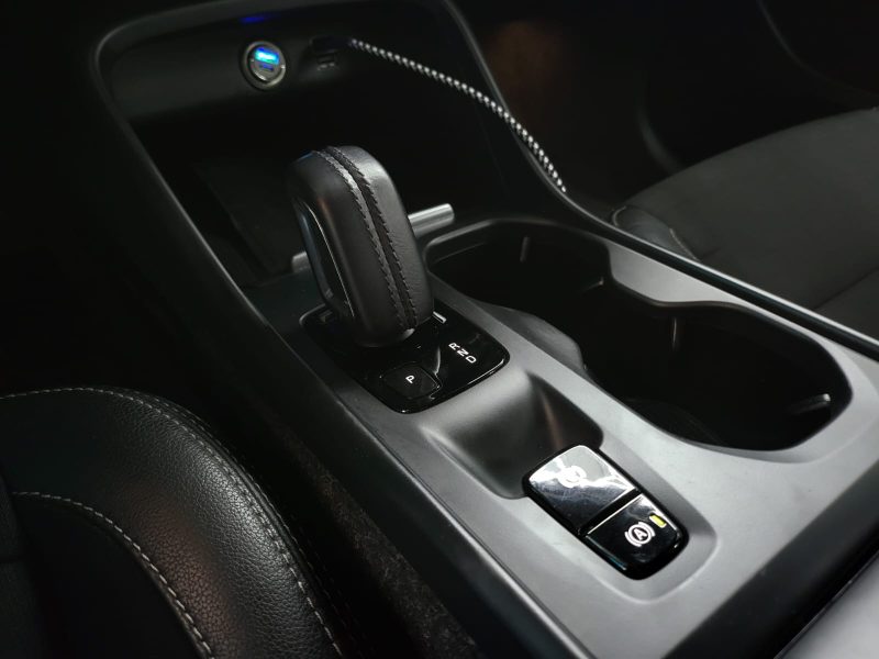 VOLVO XC40 D3 150cv Momentum Geartronic8