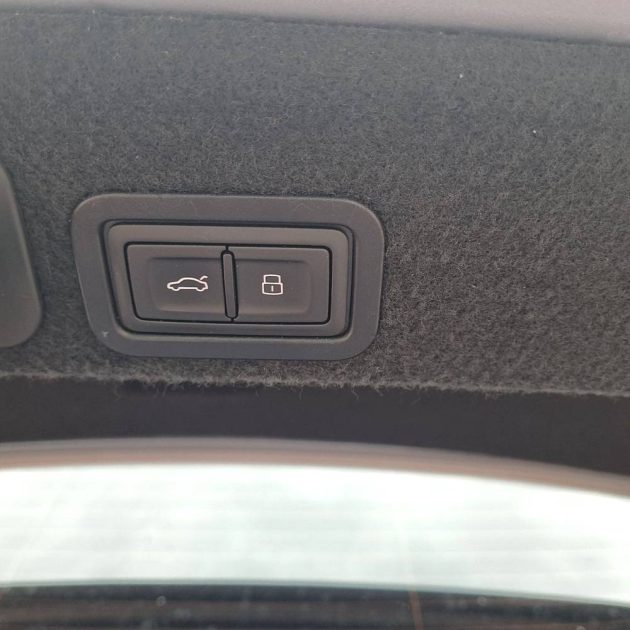 AUDI A6 LIMOUSINE 2015