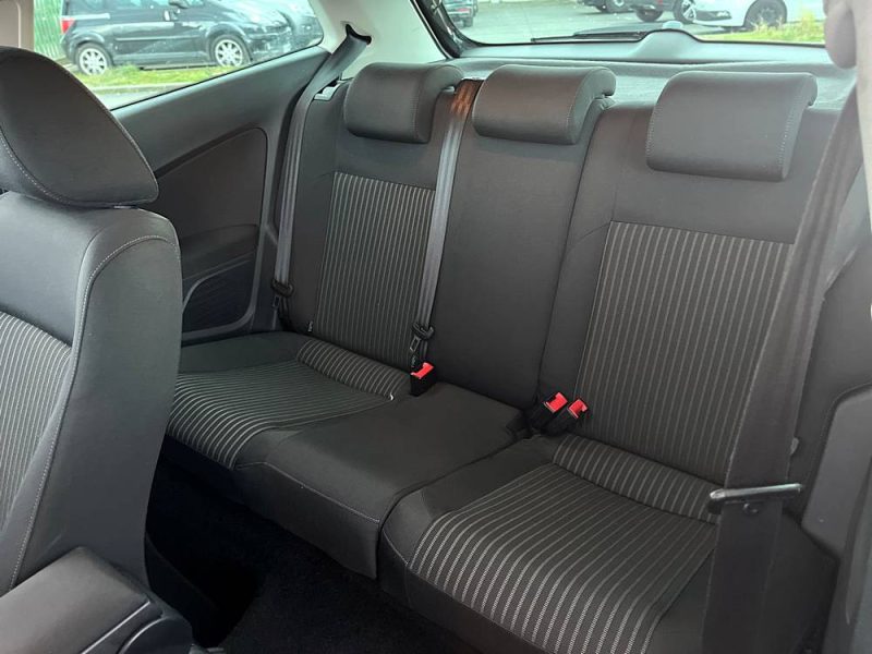 VOLKSWAGEN POLO 2010