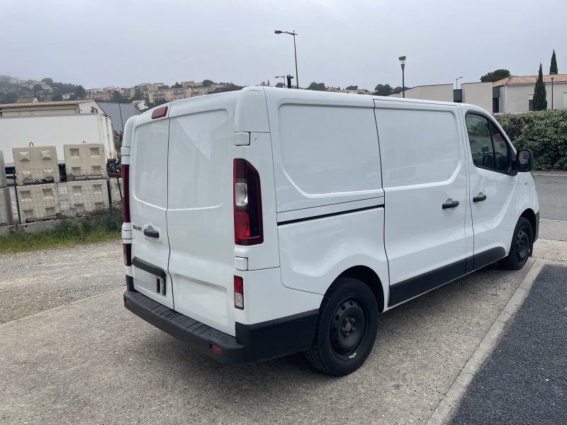 RENAULT TRAFIC 2.0 dCi 120CH L1H1 Work EDITION