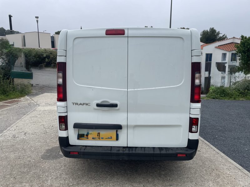 RENAULT TRAFIC 2.0 dCi 120CH L1H1 Work EDITION