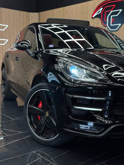 PORSCHE MACAN 2016
