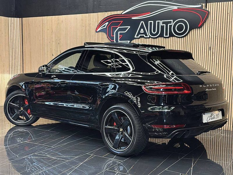 PORSCHE MACAN 2016
