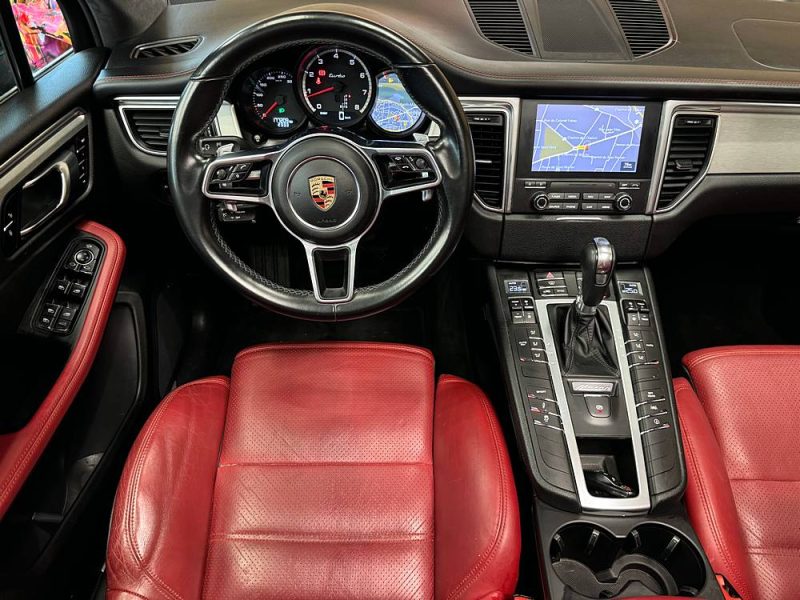 PORSCHE MACAN 2016
