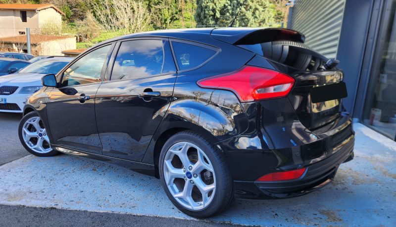 Ford Focus 2016 2.0 ECOBOOST 250 ST 5P*GPS*XENON*SYNC*