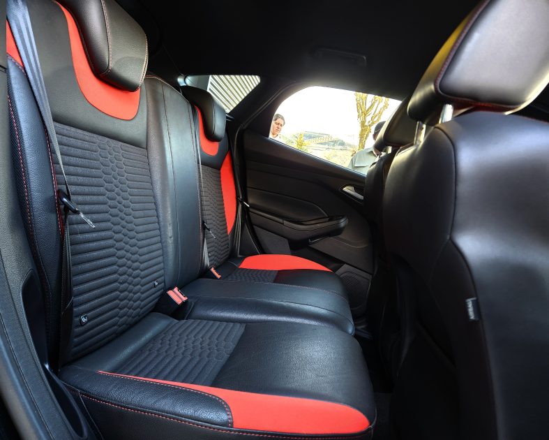 Ford Focus 2016 2.0 ECOBOOST 250 ST 5P*GPS*XENON*SYNC*