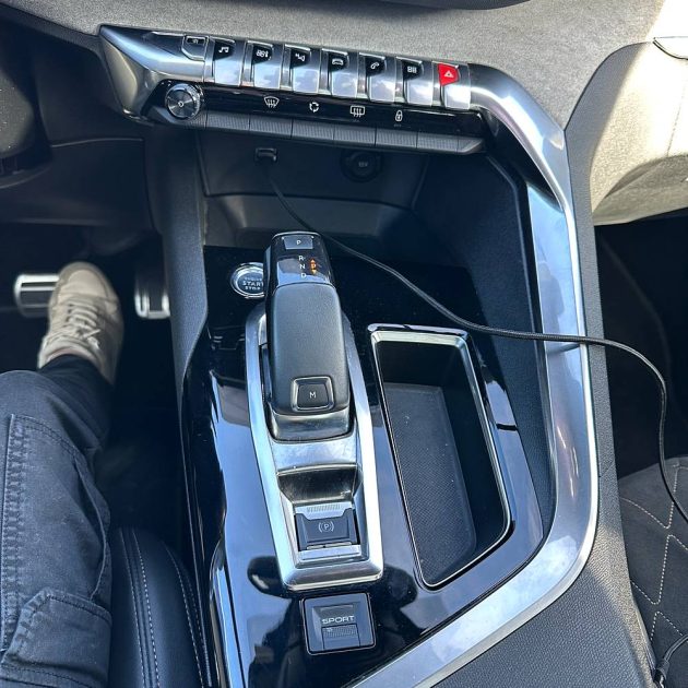 PEUGEOT 3008 2.0 BLUE HDI 180 cv GT EAT8 Garantie Peugeot