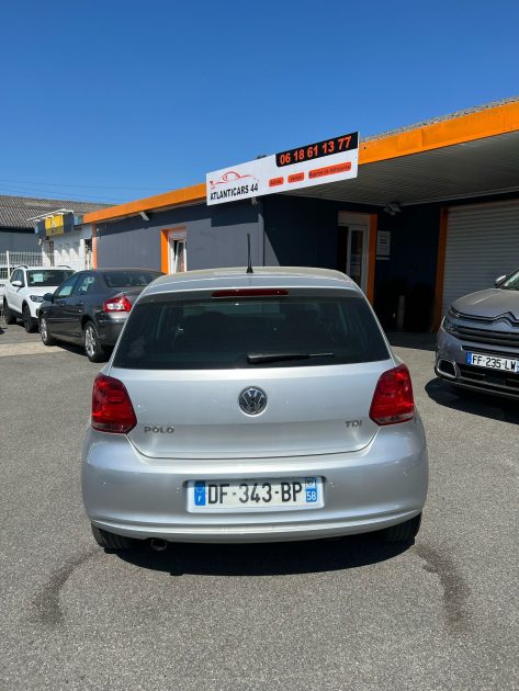 VOLKSWAGEN POLO  2014