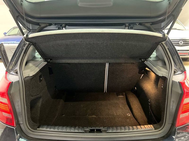 BMW SERIE 1 123D 204CH