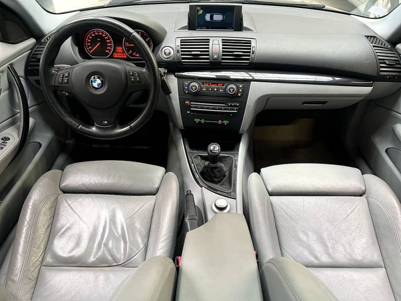 BMW SERIE 1 123D 204CH