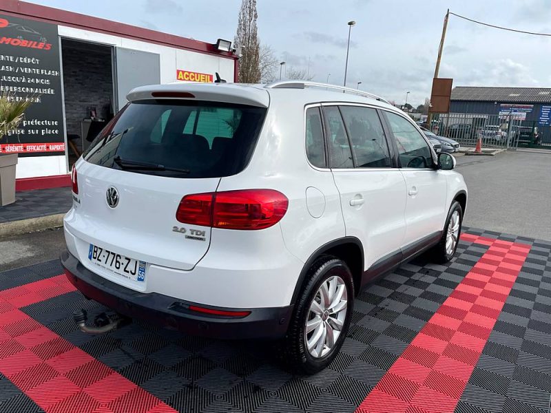 VOLKSWAGEN TIGUAN 2012