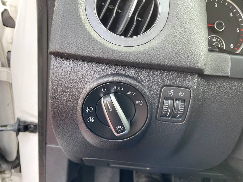 VOLKSWAGEN TIGUAN 2012